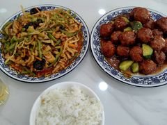 鱼香鸡丝-北大地皖峰饭馆