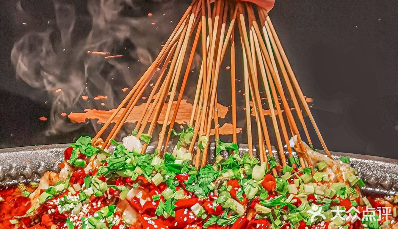 毫不夸张‼️本地人排队吃的川菜馆，这味道绝了！