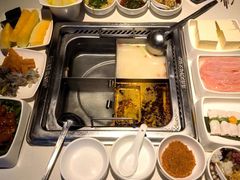-海底捞火锅(威高广场店)