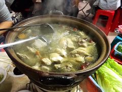 -威邵鸡煲(西华路总店)