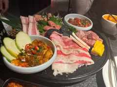 -嘿嘟嘟·肋条烧肉放题(爱融荟城店)