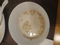 -上海西藏大厦万怡酒店Momo Cafe(徐汇店)