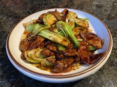 菜梗炒猪肝-菲乐餐厅(三十年经营·湖滨路店)