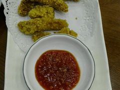 -青瓦餐厅·生鱼片·韩园烤肉(西塔店)