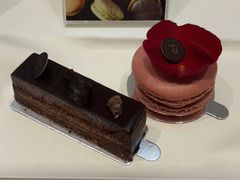 巨型马卡龙-PAUL LAFAYET 法式甜品(国金中心商场店)