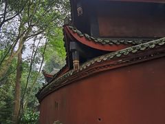 -峨眉山报国寺