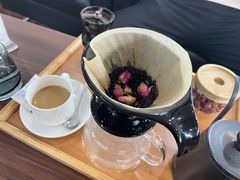 -杭州中升之星奔驰4S店(滨江店)