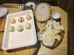 -万里闯关东铁锅炖菜馆(高新旗舰店)