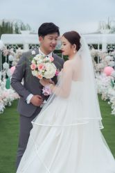 -深白婚纱艺术馆(王府壹号店)