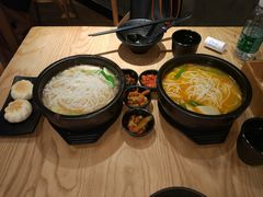 酸汤肥牛过桥米线-云味馆过桥米线(皇庭广场店)