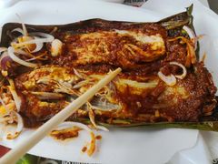 -东海岸人工湖美食村