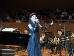 -上海东方艺术中心