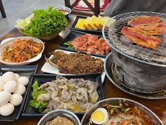 -韩风烤牛肉冷面店