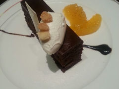 android_upload_pic-上海衡山路十二号华邑酒店