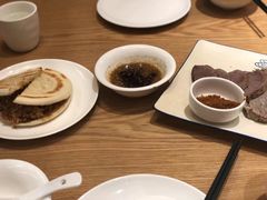 -秦香阁·西北家常菜(徐汇日月光中心店)