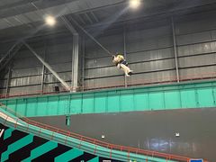 -极限PLAY运动娱乐新世界·团建派对潮玩休闲馆·室内蹦极高空游乐园