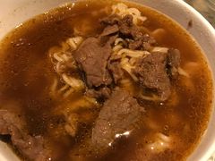 沙爹牛肉公仔面-翠华餐厅