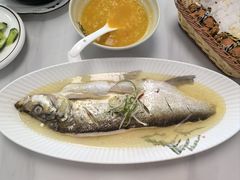 -七的湖·晚芳亭·阳澄湖农家菜·大闸蟹(莲花岛店)