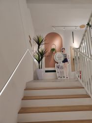 -More摩尔医美の注射线雕光电中心