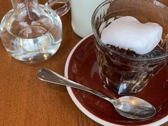 -ROAST coffee & eatery