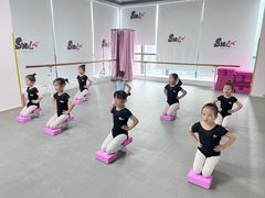 -小酒窝中国舞(汉阳店)