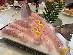 -御满江海鲜酒家(洛溪新城店)
