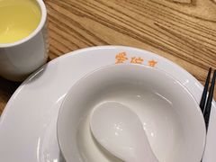 -爱碗亭·鲜炒湖南菜(壹城中心店)