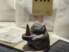 -瑞虹新天地月亮湾