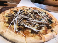 烤牛肉披萨-I HOLIC艾豪丽披萨(KKone店)