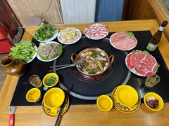 -银同牦牛肉火锅