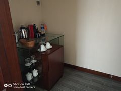 -上海浦东假日酒店