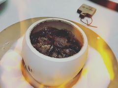 火焰瓦罐安格斯牛肋条-南山酒肆(南山董事绘店)