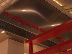 -UNI UNI(环亚凯瑟琳店)