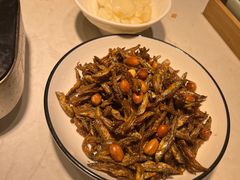 -丁里羊肉小镇(天鹅湖总店)