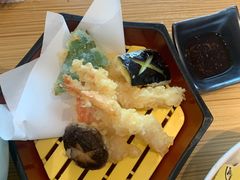 -花和海鲜自助(梅江店)
