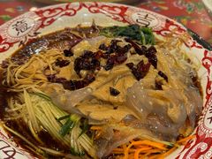 东北大拉皮-闯关东东北农家菜(崂山石老人店)