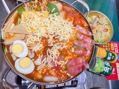 芝士肥牛年糕火锅-Meet Sun韩式大排档(五一广场7MALL店)