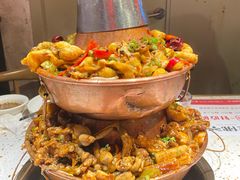 -老佛爷铜炉蛙锅(东门老街店)