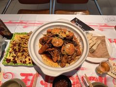 -肥肥虾庄·金牌油焖大虾(汉街SKP店)