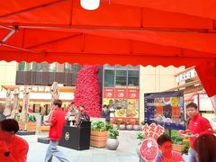 -肥肥虾庄·金牌油焖大虾(汉口城市广场店)