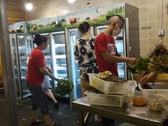 -拈签一笑黄牛肉辣卤串串