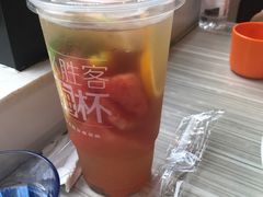 -必胜客(武汉欢乐谷店)