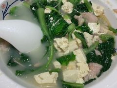 -吴记酱骨炖菜馆(西大直街店)