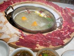 -牛人日志·鲜牛肉骨汤火锅(万科里瑧店)