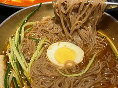 -军硕烤肉·部队火锅(二七万达店)