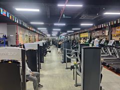-星动力健身俱乐部(新塘店)