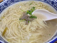-东大桥小国抻面烧烤(长通路店)
