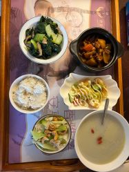 -大美母婴月子中心