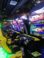 -嗨翻Hi-Fun竞技主题乐园·蹦床团建生日聚会(五棵松华熙店)