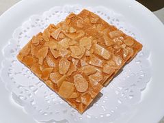 杏仁薄脆-悦融琥珀·京鲁菜·海味珍品(西单店)